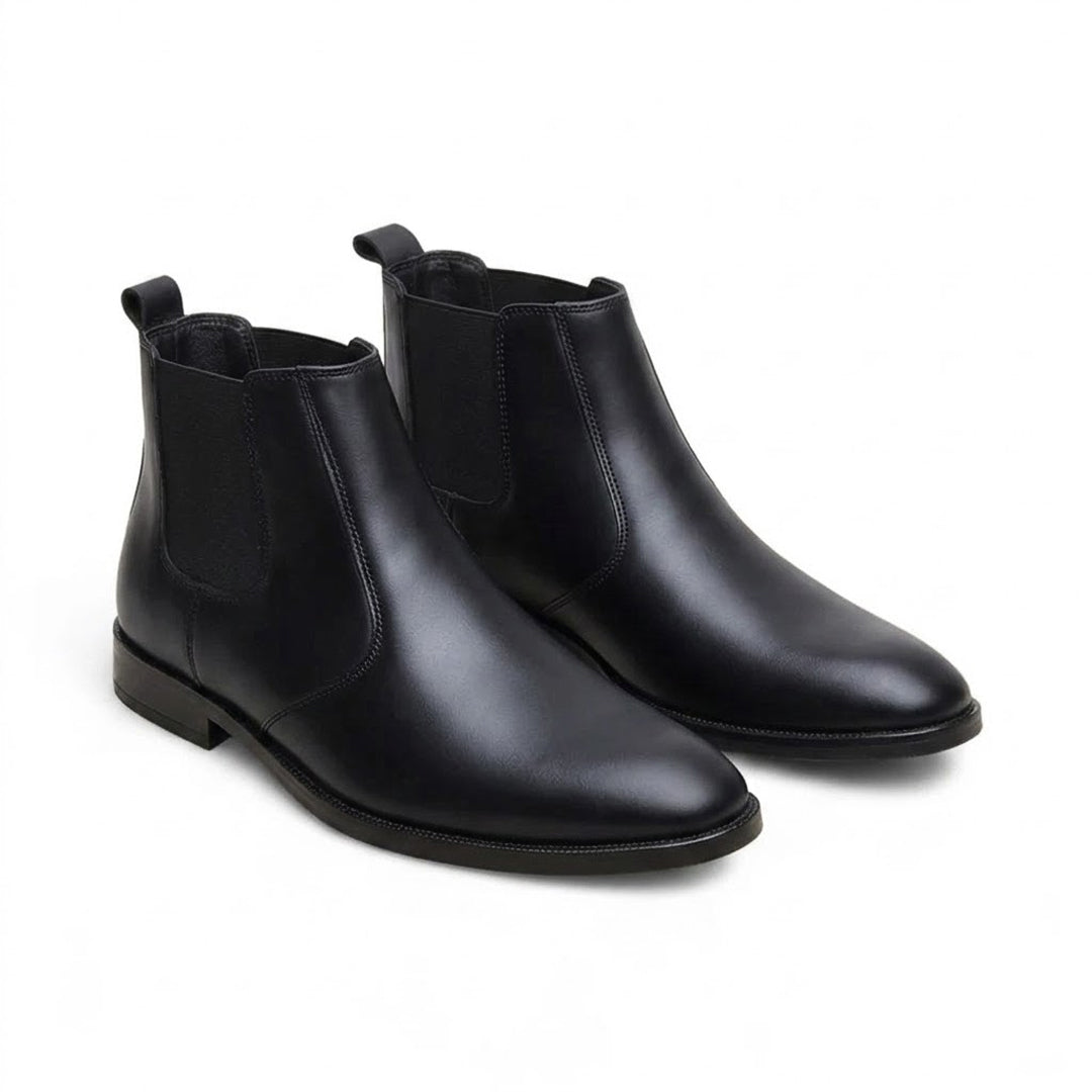 Strider Black Leather Chelsea Boots for Men - Image 1