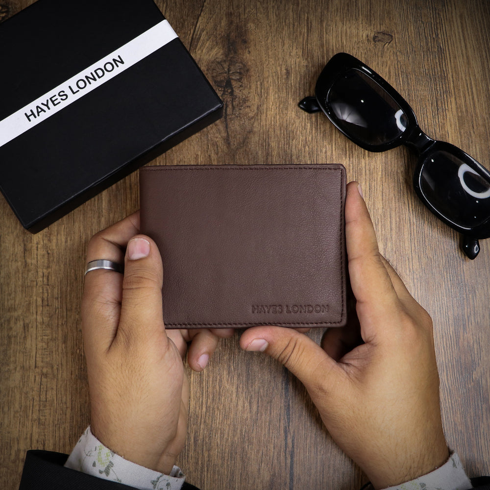 Hayes London | Stud Brown Genuine Leather Wallet for Men - RFID Blocking, Slim Bifold Wallet with 8 Compartments