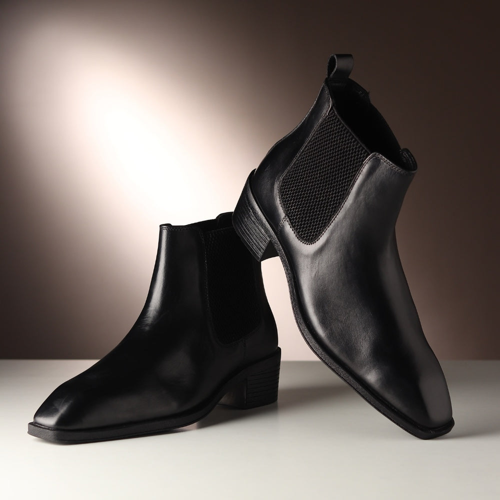 Hayes London | Dominion Cuban Heel Boots – Black Plain Genuine Leather Men’s Boots (2.5-Inch Heel & Tapered Almond Toe Design)